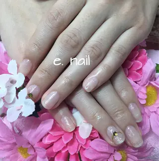 ネイル e.nail所属・和賀井 恵理のネイルデザイン