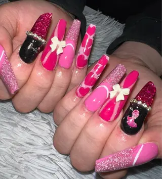 ネイル シェヌネイル JURAのネイルデザイン