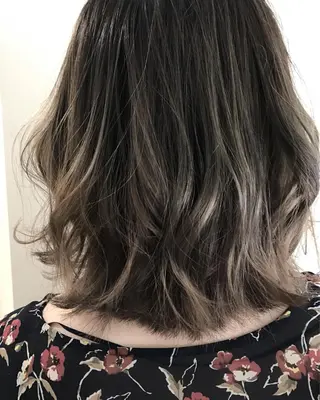 ミディアム カラー パーマ、髪質改善 川崎祐介のヘアスタイル