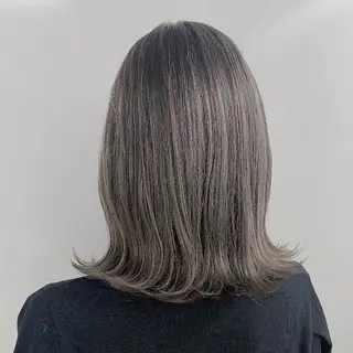 カラー 透明感/グレージュ/ ベージュ/るな🪽のヘアスタイル