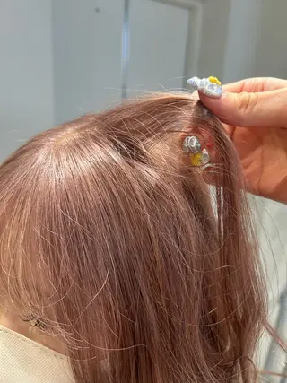 セミロング カラー マツエク/ハイト ーン🌺kae🌺のヘアスタイル