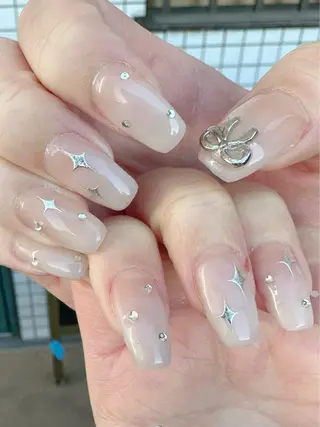 ネイル 新山 聖のネイルデザイン