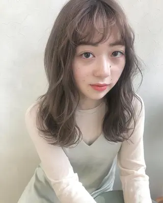 セミロング カラー nakahara madokaのヘアスタイル