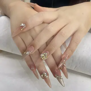 ネイル 🌈 Laule'aのネイルデザイン