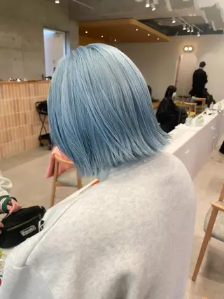 ショート カラー ヘアアレンジ ミニボブ/ブリーチ 🌈MISATOのヘアスタイル