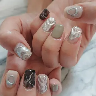 ネイル QULEONAIL所属・大城 裕麻のネイルデザイン