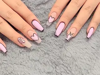 ネイル lucky nail 歌舞伎町のネイルデザイン