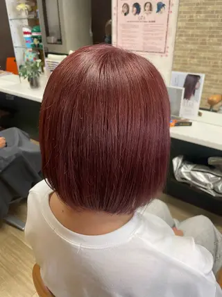 ショート カラー 徳留 もも花のヘアスタイル