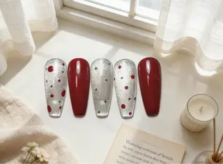 ネイル メルシー リリのネイルデザイン