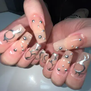 ミディアム WOLTOKYO渋谷 Anzuのネイルデザイン