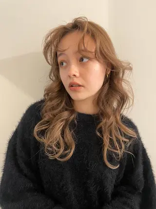 ロング カラー 渋谷 留菜のヘアスタイル