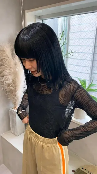 カラー amu/ブリーチなし ダブルカラーのヘアスタイル