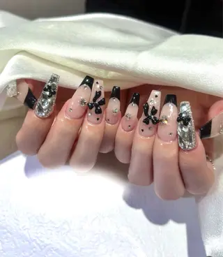 ネイル Lyna 池袋のネイルデザイン