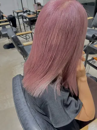 セミロング カラー 吉成 祐南のヘアスタイル