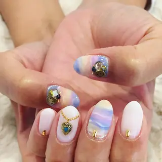 ネイル 東 千夏のネイルデザイン