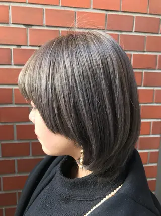 ショート 渋谷ハイトーン/ デザインカラー阿部のヘアスタイル