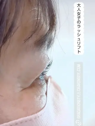 マツエク・マツパ 🎼グラデーション スタイル札幌♫*✧のマツエク・マツパデザイン