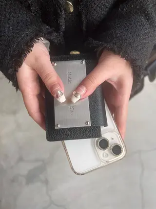 ネイル RooM -produce by maynail-所属・RooM -mizuki-のネイルデザイン