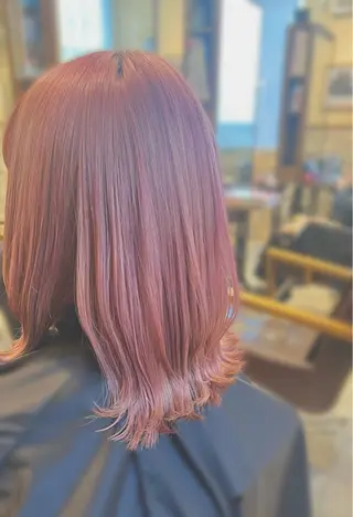 カラー 栗林 萌々のヘアスタイル