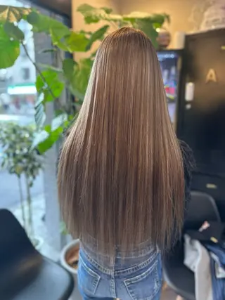ロング 韓国カラー/エクステ carryのヘアスタイル