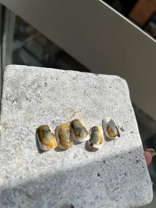 ネイル LETTER_& harunaのネイルデザイン