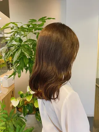 セミロング ブリーチカラー/ベー ジュ/Hono🦖のヘアスタイル