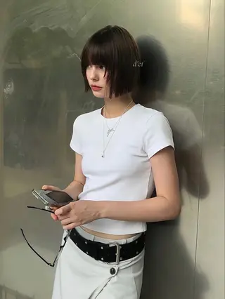 ショート 花井輝 ボブ/ハイトーンのヘアスタイル