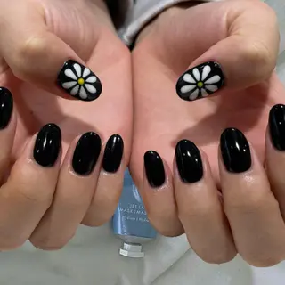 ネイル sharesalon    room59所属・nozomi 🌙のネイルデザイン