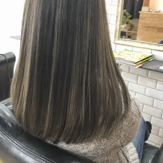 セミロング カラー ALETTA所属・橋本 敬介のヘアスタイル