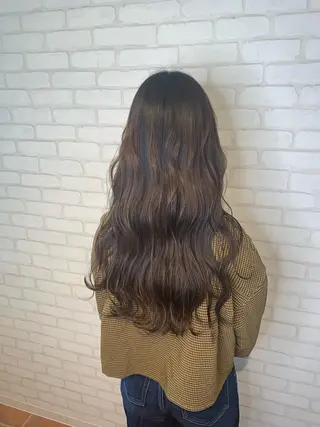 ロング カラー ヘアアレンジ ✨艶髪✨透明感✨ 山内大樹のヘアスタイル