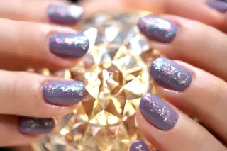 ネイル ママリンド　志村坂上店所属・しみ えんのネイルデザイン