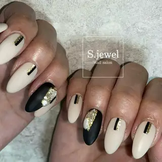 ネイル S♡JEWEL所属・S. JEWELのネイルデザイン