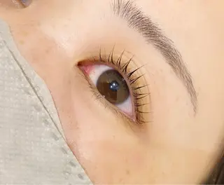 マツエク・マツパ EARTH/A 草津エイスクエア店所属・EARTH/A草津店 MARIのマツエク・マツパデザイン