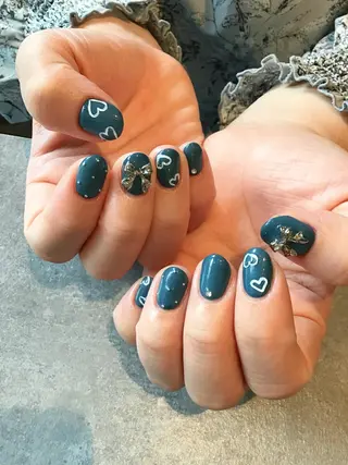 ネイル Nest 岩崎のネイルデザイン