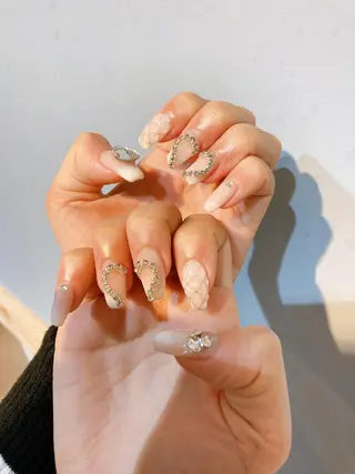 ネイル Nest 平出のネイルデザイン