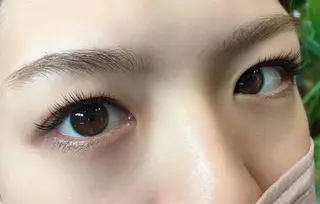 マツエク・マツパ まつげと眉毛の専門店 auliiのマツエク・マツパデザイン