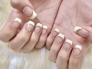 ネイル PEEKABOO京橋 EYE&NAILのマツエク・マツパデザイン