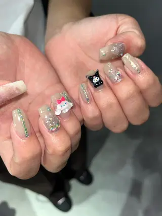 ネイル 🪐富島彩夏 /海外nail🪐のネイルデザイン