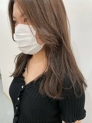 セミロング akane .のヘアスタイル