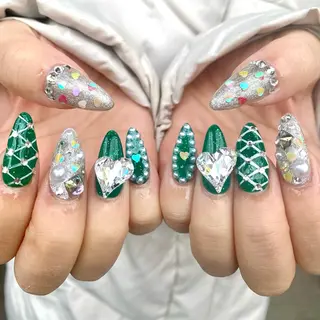 ネイル Blomeel Nailのネイルデザイン