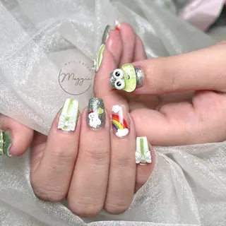 ネイル Maggie Nail🦩のネイルデザイン