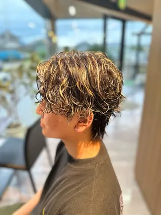 パーマ メンズ arika オケシ　リョウダイのヘアスタイル