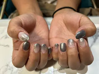 ネイル lil shine .nail所属・中尾 葉月のネイルデザイン