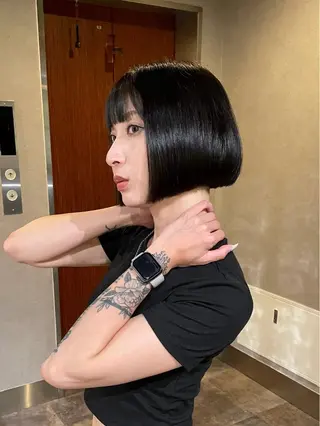 ショート La fith hair clan(ラフィスヘアークラン) 広島本通店所属・レイヤーカット/透明 感カラー✴︎キミカのヘアスタイル