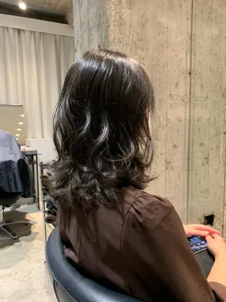ミディアム カラー 🌈艶髪/髪質改善 新宿itouのヘアスタイル