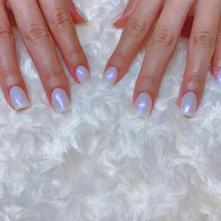 カラー Cozy_ ilumのネイルデザイン