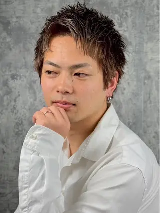 ショート カラー パーマ メンズ 武井 凌のヘアスタイル