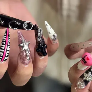 ロング 小川 柚香のネイルデザイン