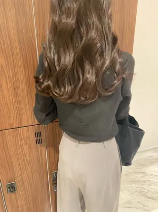 ロング 透明感カラー 🤍🤍AYAKAのヘアスタイル