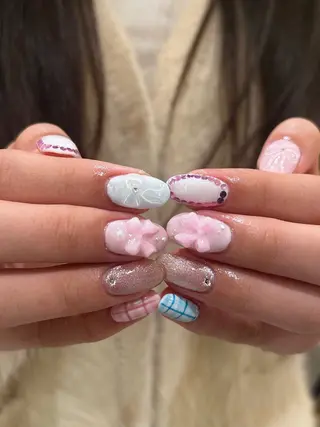 ネイル ꪆৎ平行アーチ ྀི ワカナの眉毛・アイブロウイメージ